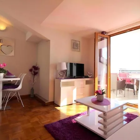 Apartment Vista 3 In Mit Meerblick Porec